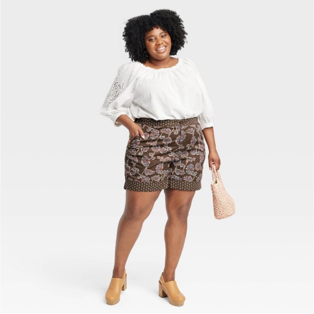 Knox Rose lightweight relaxed fit shorts, size 2X